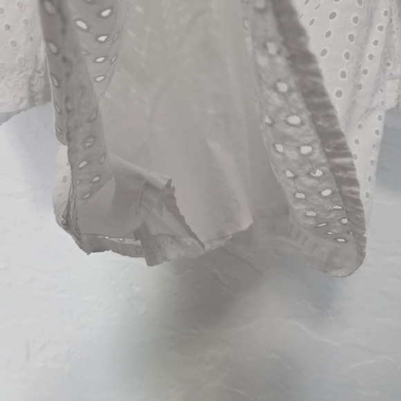 A New Day Target Emroidered White Top Size Large - Picture 5 of 12